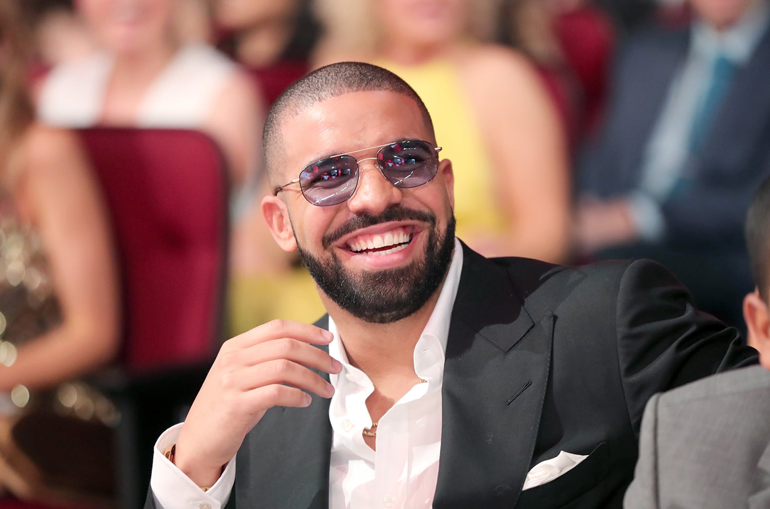 Drake Hits Over 50 Billion Streams!