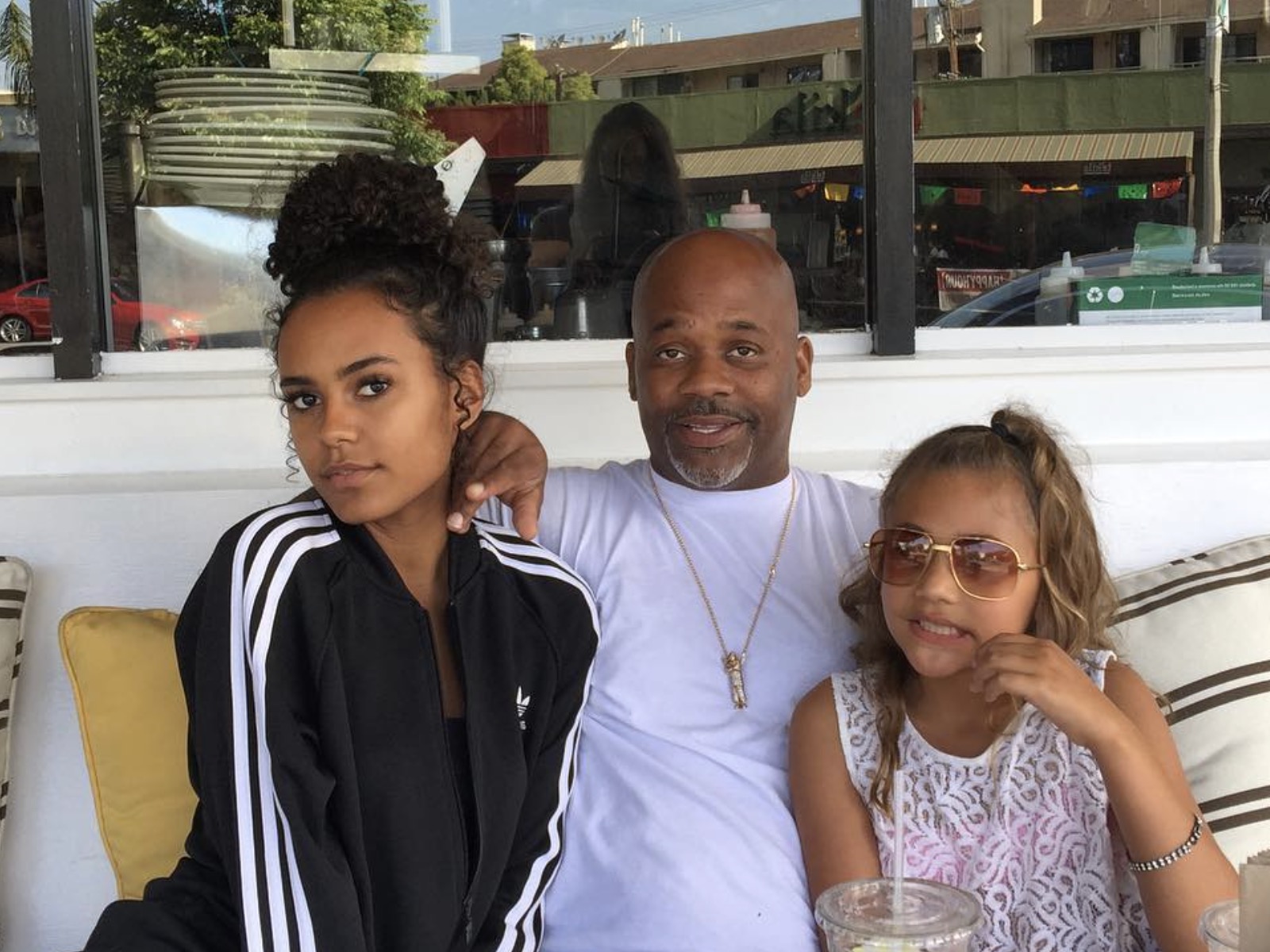 Arrest Warrant Issued For Dame Dash Owing Half Mil In Child Support!!!
