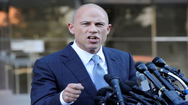 Attorney Who leaked R Kelly Tapes Michael Avenatti Arrested By FBI!!!