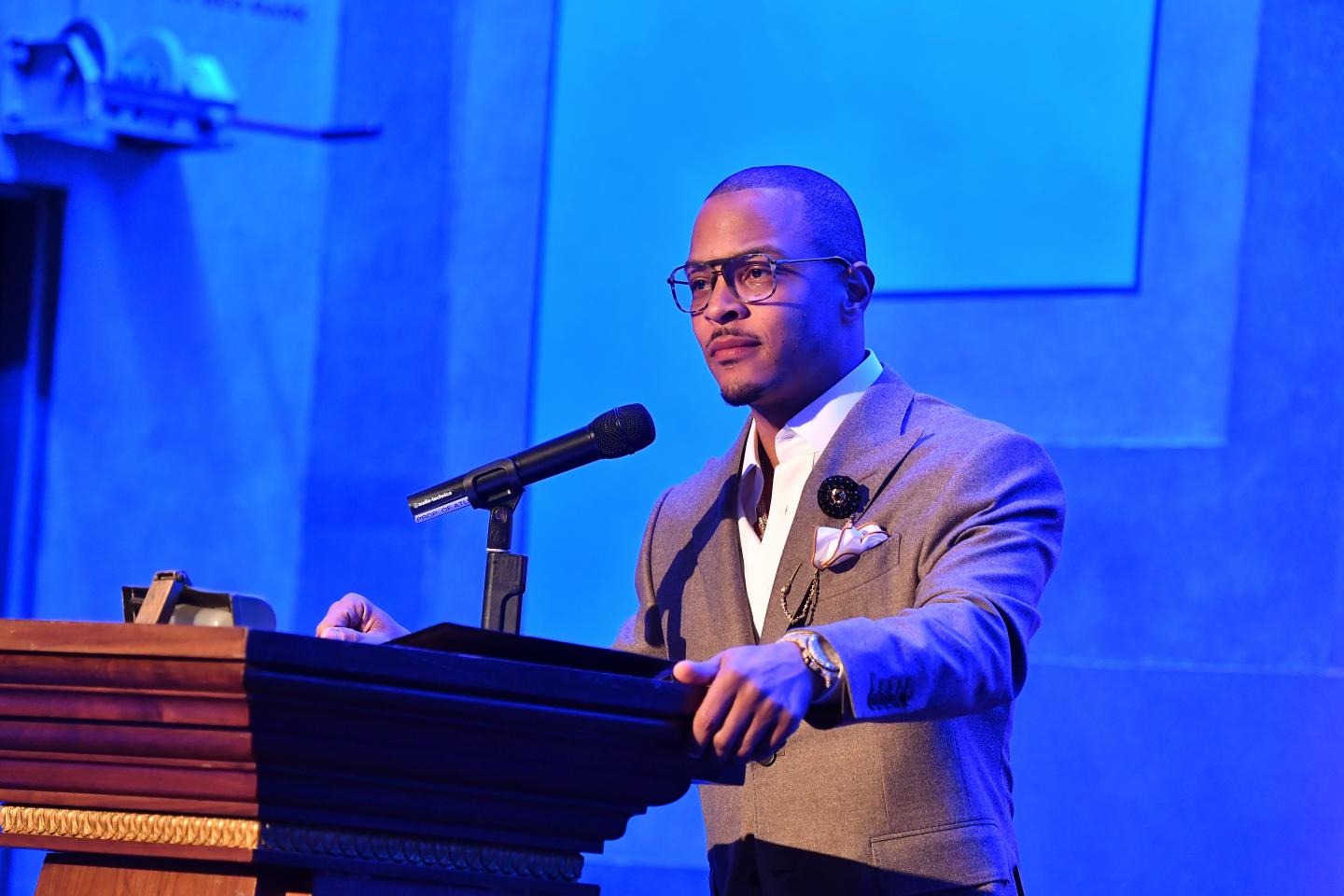 T.I. And Scrap Join Pastor Jamal Bail Out 23 Offenders Easter!!!