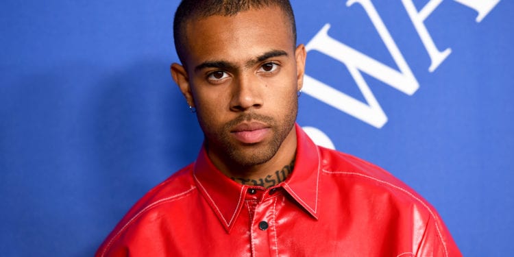 vic mensa wears confederate flag dress in music video