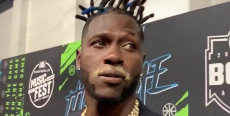 Antonio Brown Speaks Out On Social Media
