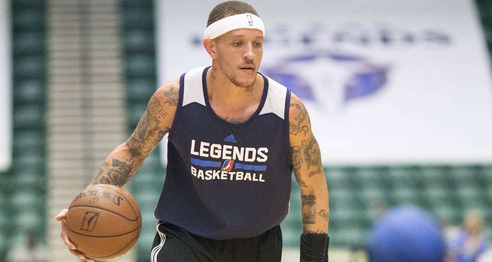 Former NBA Star Delonte West Troubling Life!!!