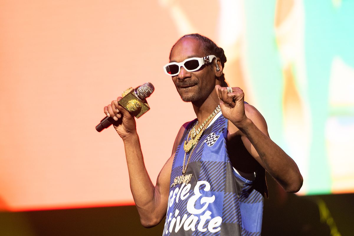 Snoop Names His Top 10 Rappers!!!!