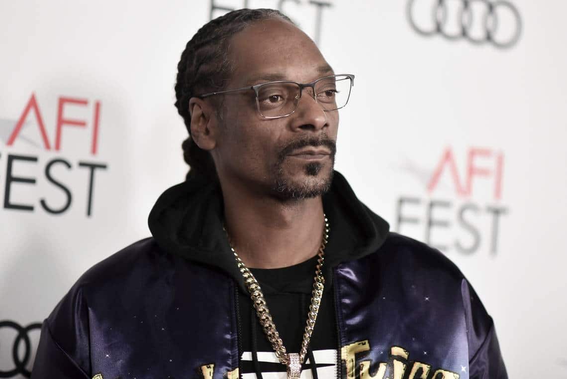 Snoop Encourages Mail In Ballots!!!!